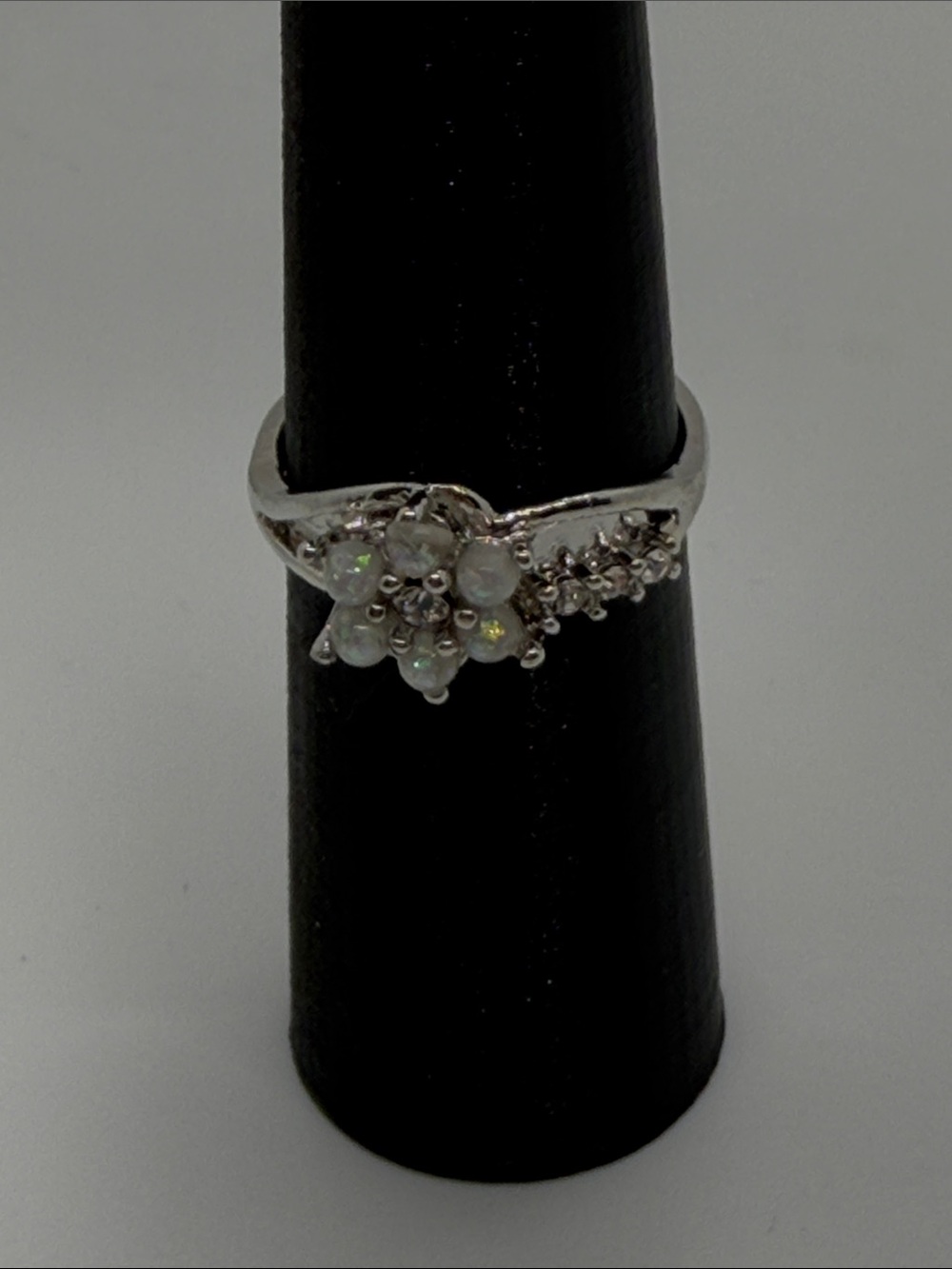Sterling Silver Opal Cluster Ring - White Opal Accent size 9 1/2